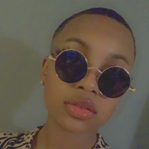 Meet your Posher, Tamarae